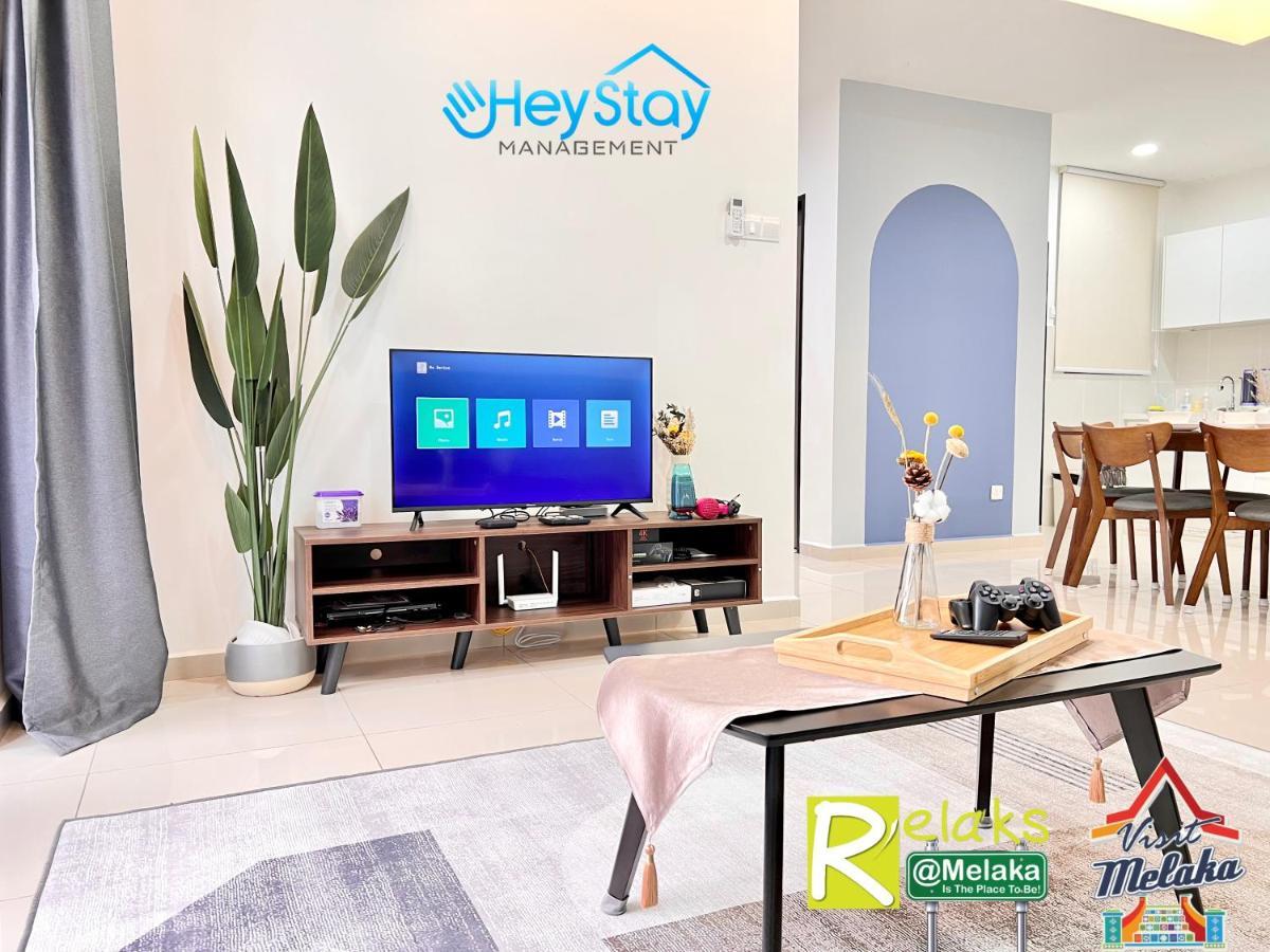 Novo 8 Residence Bachang By Heystay Management Kampong Tambak Bagian luar foto