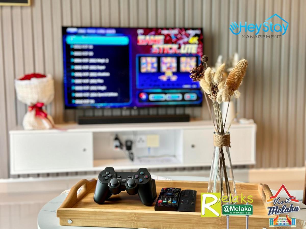 Novo 8 Residence Bachang By Heystay Management Kampong Tambak Bagian luar foto